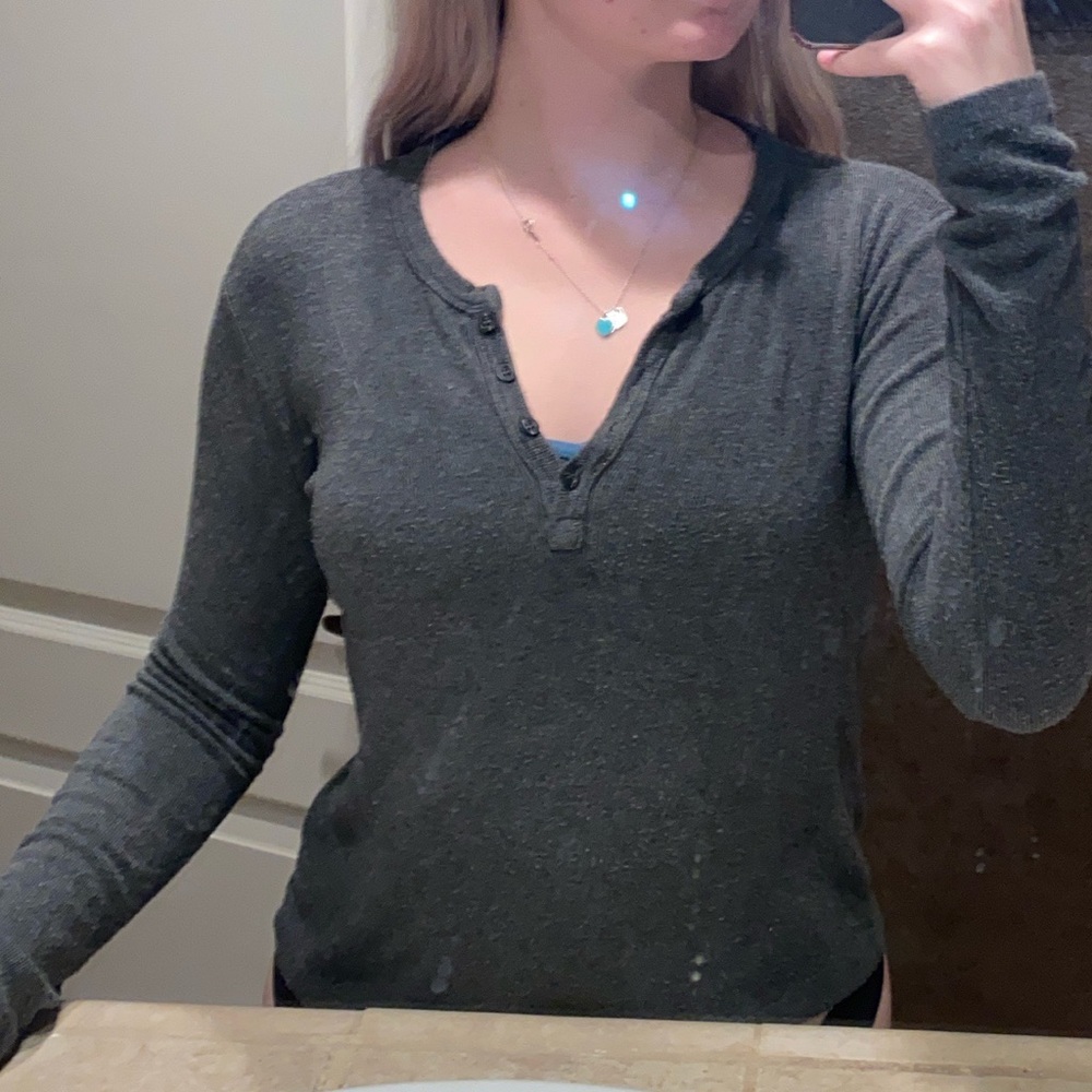 Brandy Melville Grey long sleeve w buttons